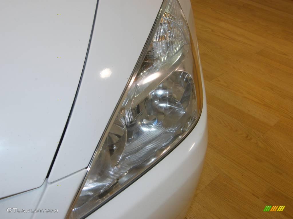 2003 Accord LX Sedan - Taffeta White / Ivory photo #9