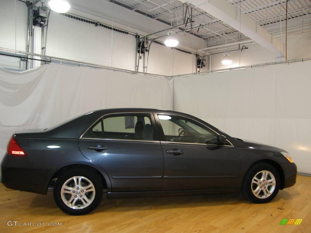 2007 Accord SE Sedan - Graphite Pearl / Gray photo #6