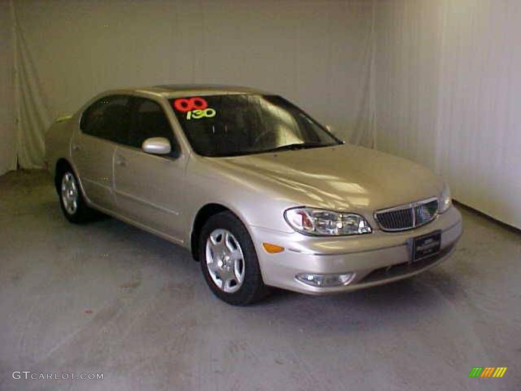 2000 I 30 - Sandrock Beige / Beige photo #1