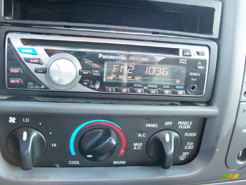 2003 F150 XLT Regular Cab - Toreador Red Metallic / Dark Graphite Grey photo #13