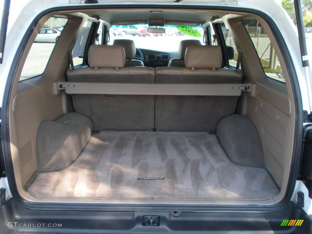 2002 4Runner SR5 - Natural White / Oak photo #23