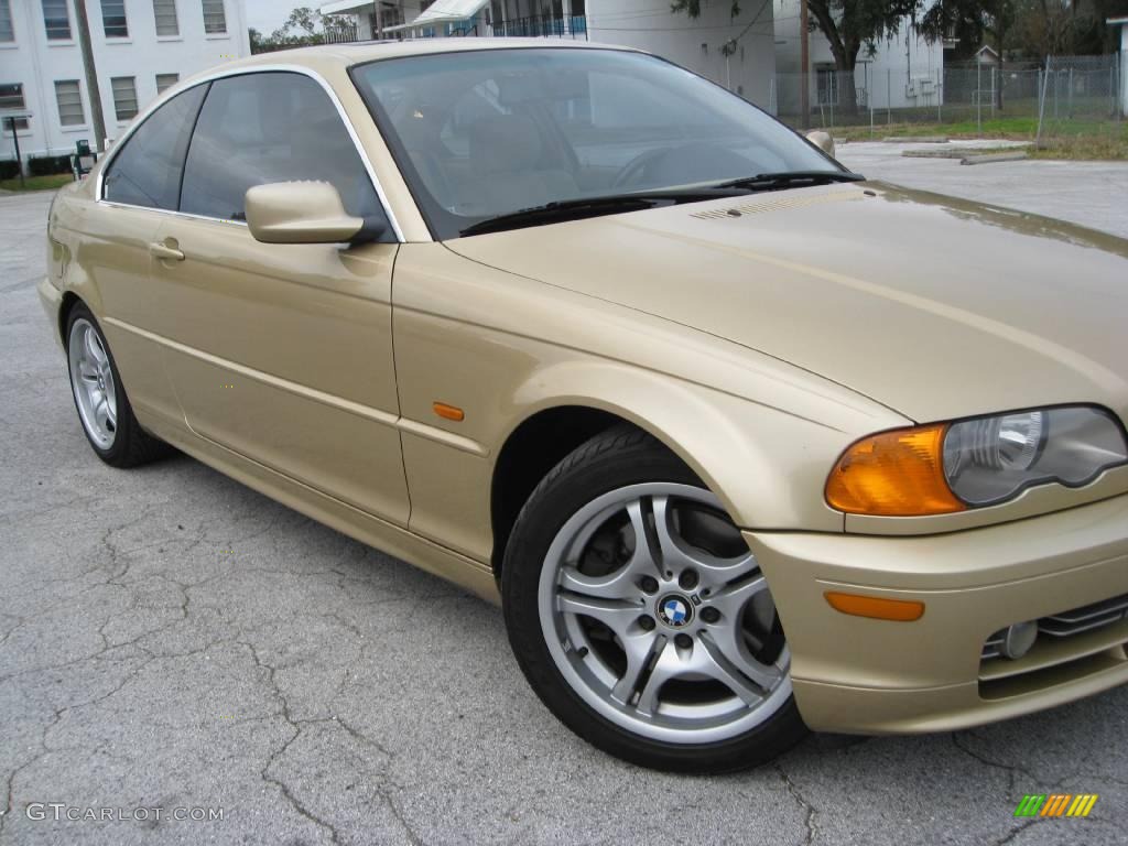 2001 3 Series 330i Coupe - Light Yellow Metallic / Sand photo #3
