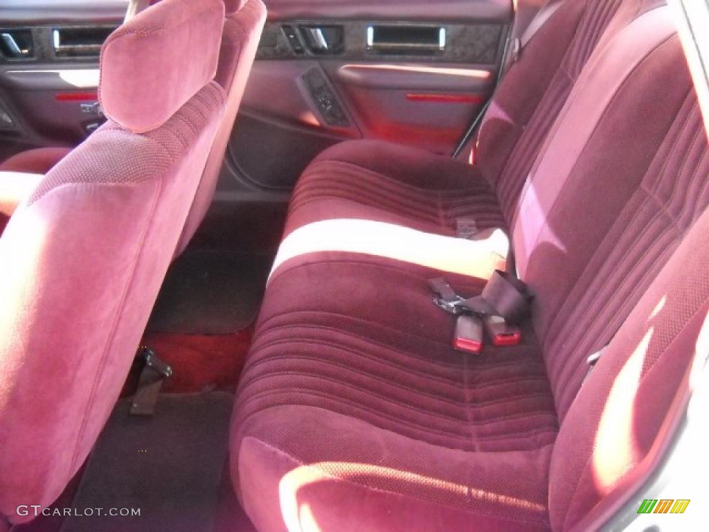 1994 Regal Custom Sedan - Bright White / Red photo #8