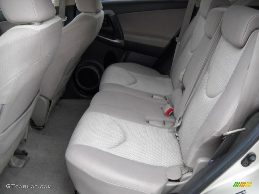 2006 RAV4  - Beige Metallic / Taupe photo #8