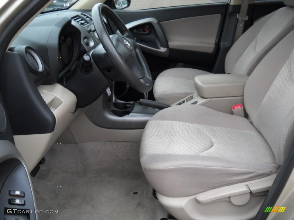 2006 RAV4  - Beige Metallic / Taupe photo #9