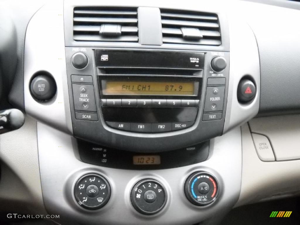 2006 RAV4  - Beige Metallic / Taupe photo #11