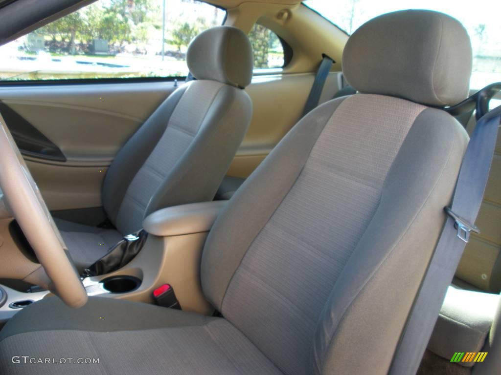 2004 Ford Mustang V6 Coupe Front Seat Photo #25167605
