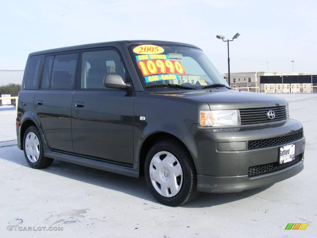 2005 xB  - Camouflage Green / Dark Charcoal photo #3