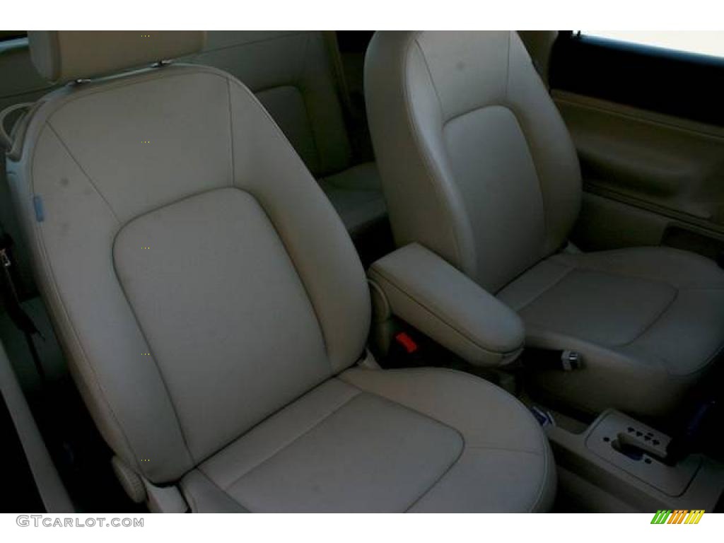 Cream Beige Interior 2008 Volkswagen New Beetle SE Coupe Photo #25171904