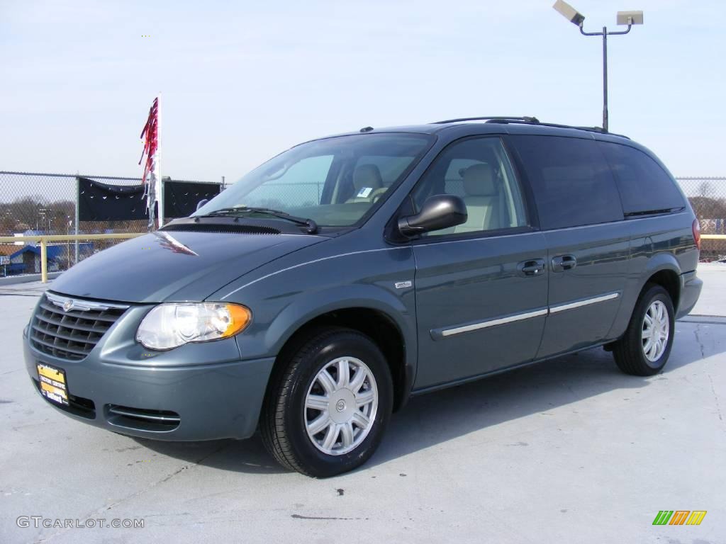2007 Town & Country Touring - Magnesium Pearl / Medium Slate Gray photo #1
