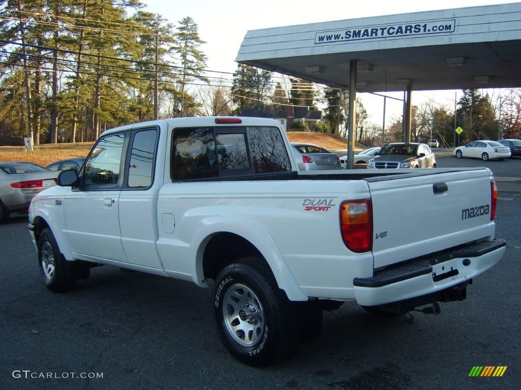 2003 B-Series Truck B4000 Cab Plus 4x4 - Classic White / Medium Dark Flint photo #6