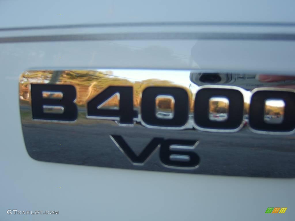 2003 B-Series Truck B4000 Cab Plus 4x4 - Classic White / Medium Dark Flint photo #8