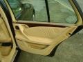 Black - E 320 4Matic Wagon Photo No. 23