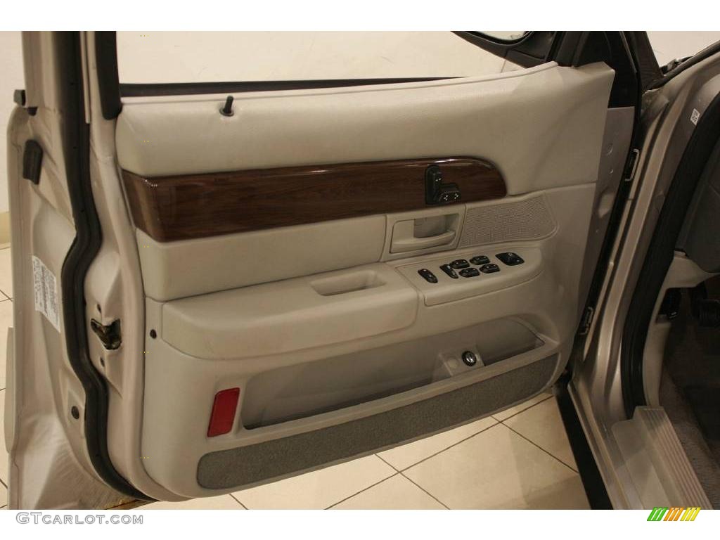 2004 Grand Marquis LS - Silver Birch Metallic / Light Flint photo #9