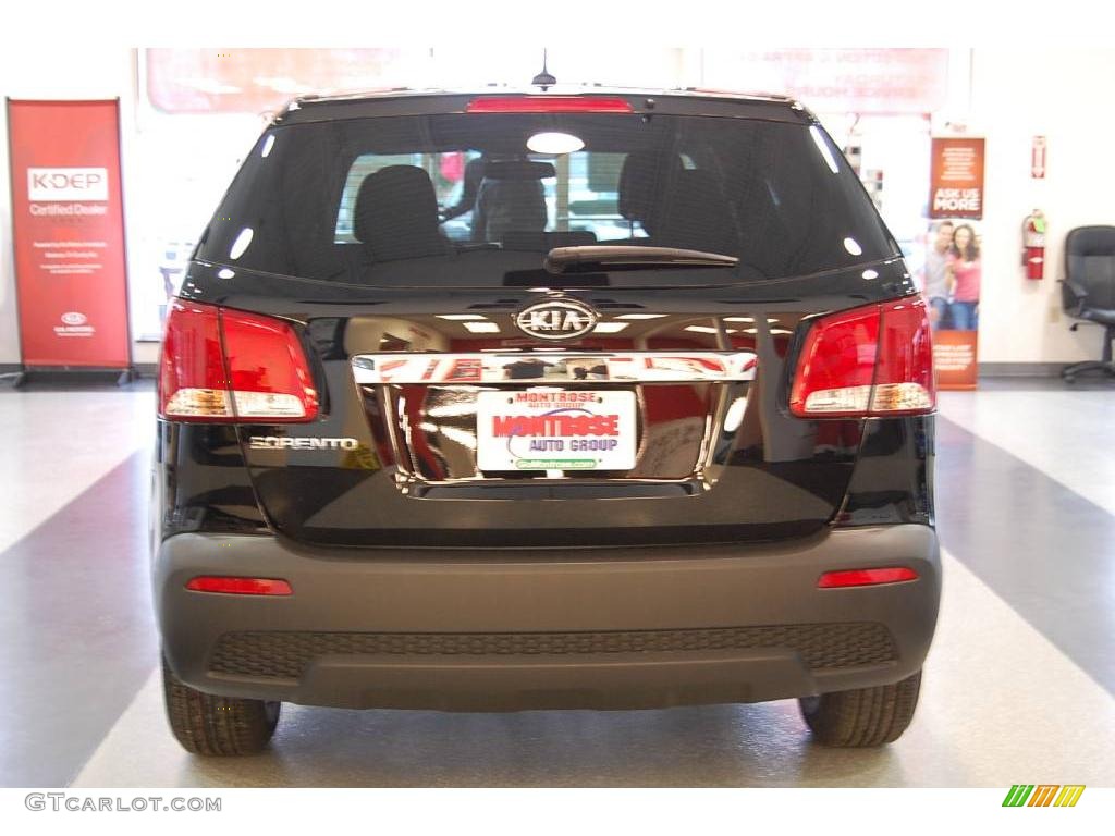 2011 Sorento LX - Ebony Black / Black photo #5