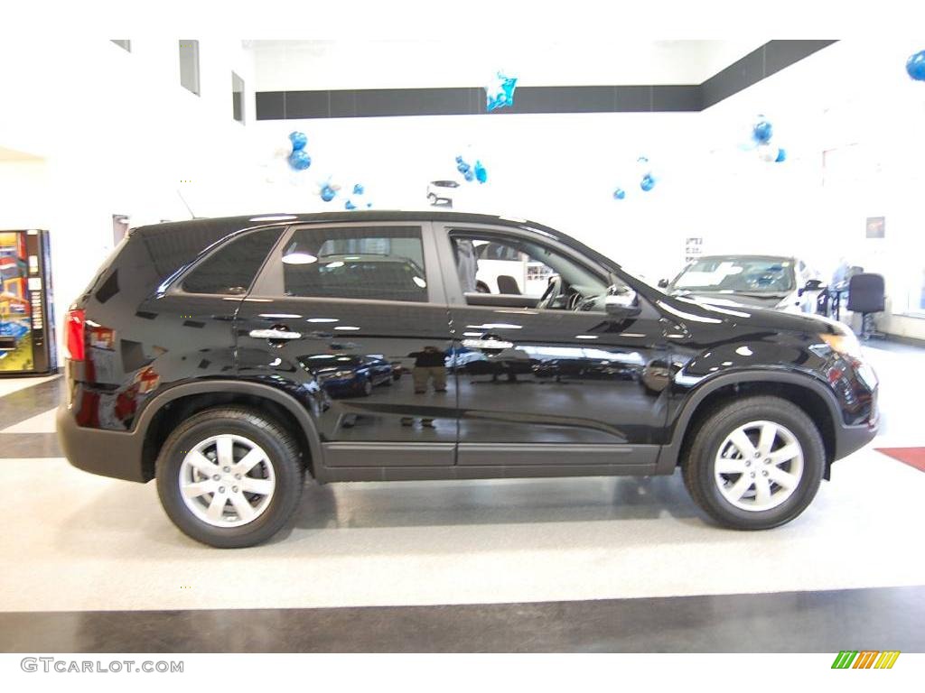 2011 Sorento LX - Ebony Black / Black photo #8