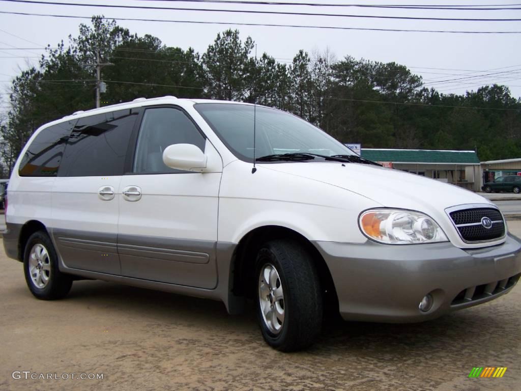 2005 kia van
