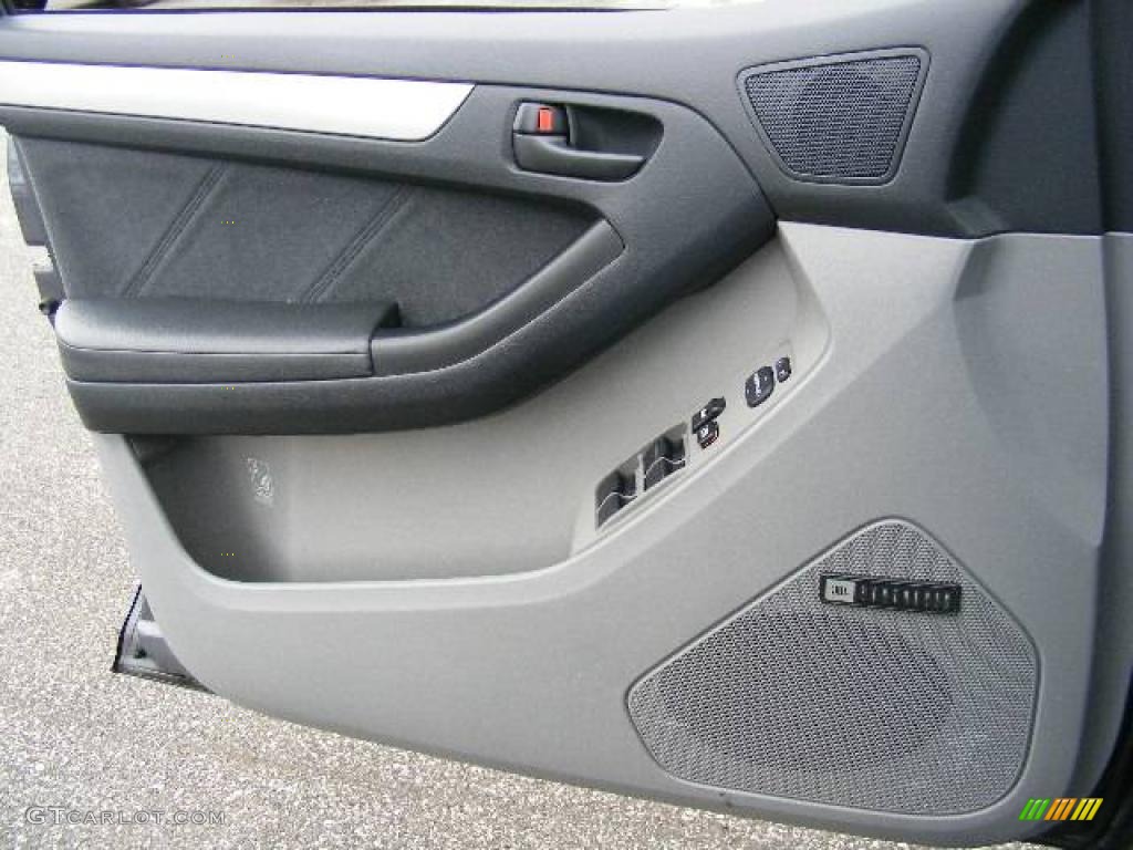 2004 4Runner Sport Edition 4x4 - Galactic Gray Mica / Dark Charcoal photo #22