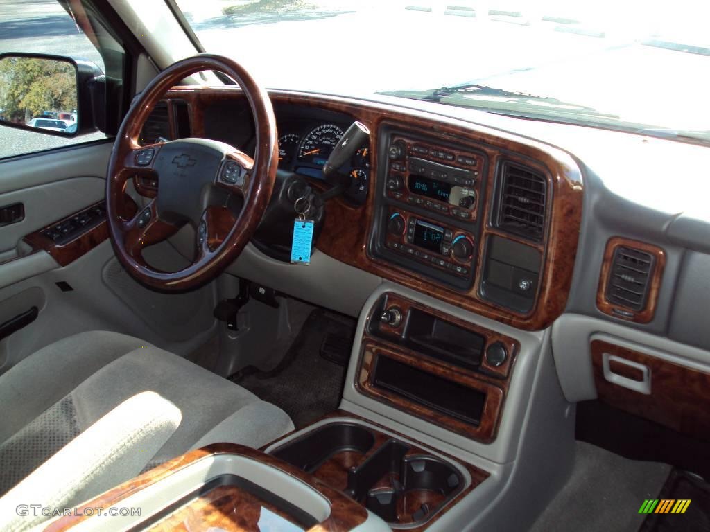 2005 Avalanche LS - Silver Birch Metallic / Gray/Dark Charcoal photo #11