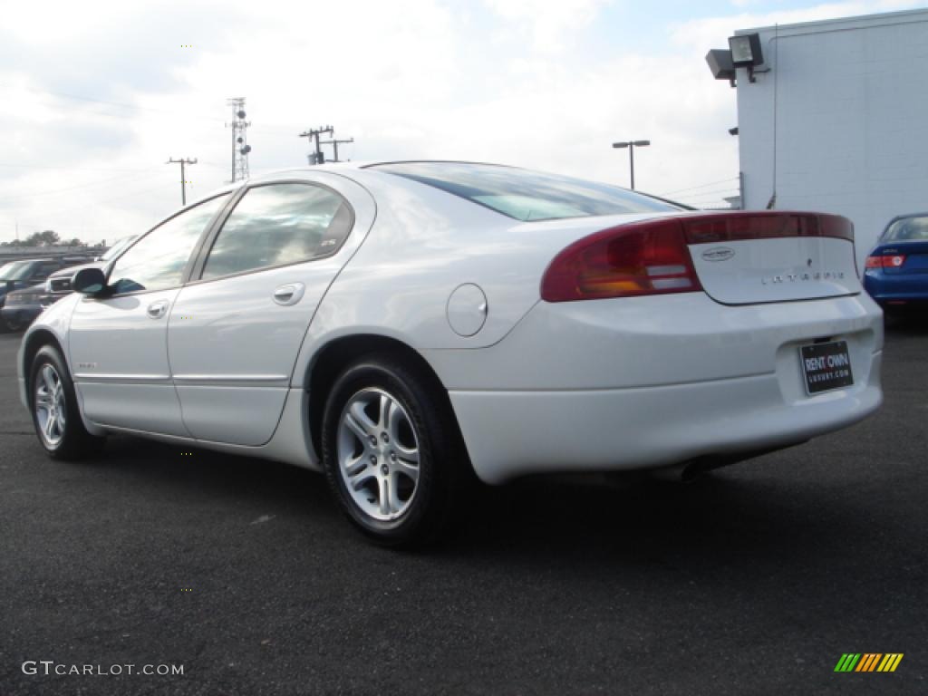 2001 Intrepid ES - Stone White / Dark Slate Gray photo #4