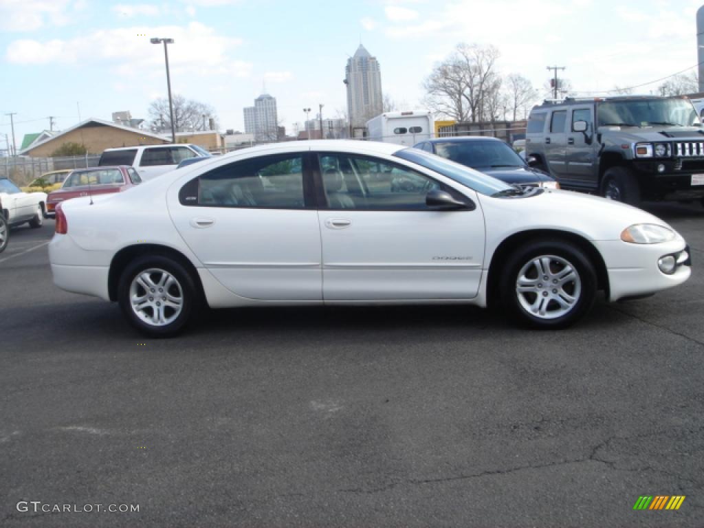 2001 Intrepid ES - Stone White / Dark Slate Gray photo #6