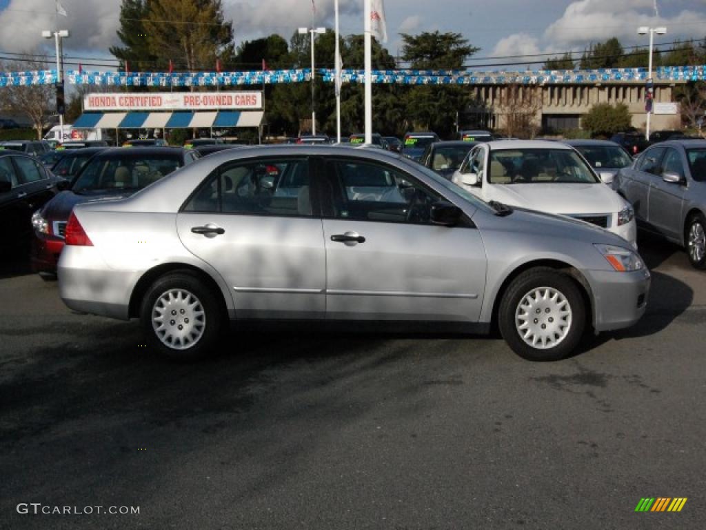 2006 Accord Value Package Sedan - Alabaster Silver Metallic / Gray photo #2