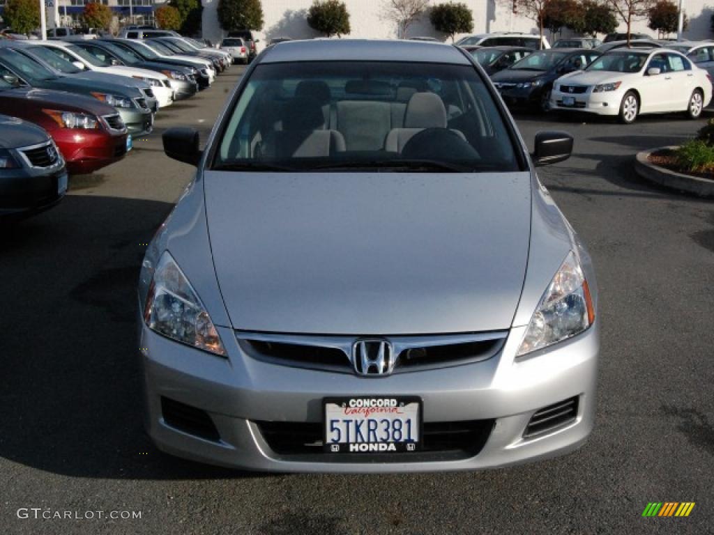 2006 Accord Value Package Sedan - Alabaster Silver Metallic / Gray photo #8