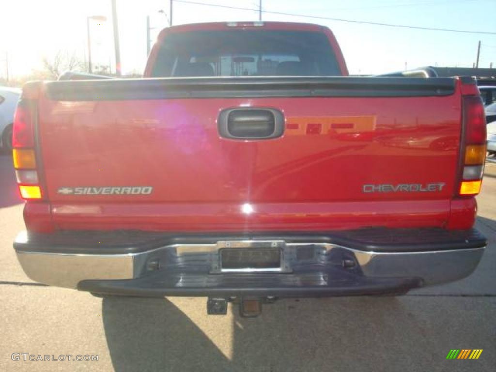 2002 Silverado 1500 LS Extended Cab 4x4 - Victory Red / Graphite Gray photo #4