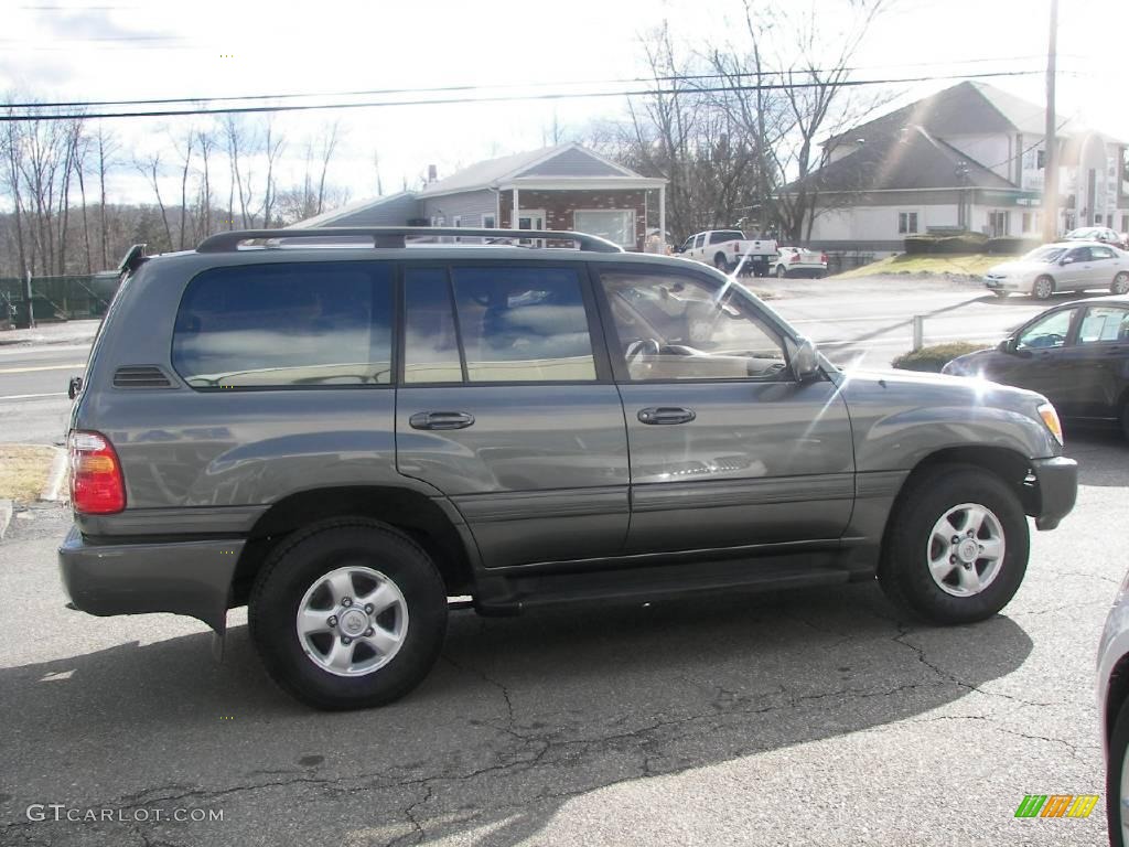 1999 Land Cruiser  - River Rock Green Metallic Mica / Ivory photo #22