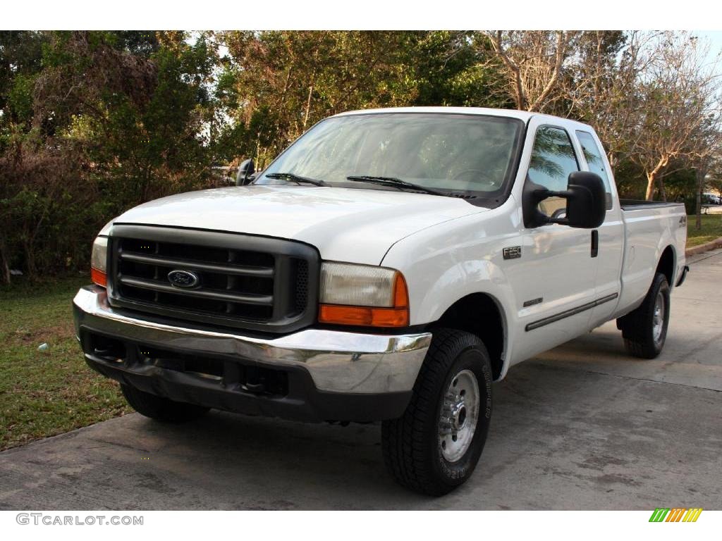 1999 F250 Super Duty XLT Extended Cab 4x4 - Oxford White / Medium Graphite photo #1