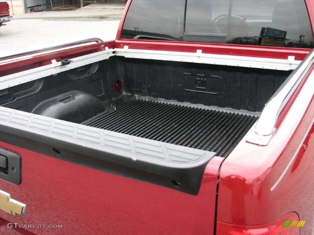 2007 Silverado 1500 LTZ Crew Cab 4x4 - Sport Red Metallic / Light Titanium/Ebony Black photo #9