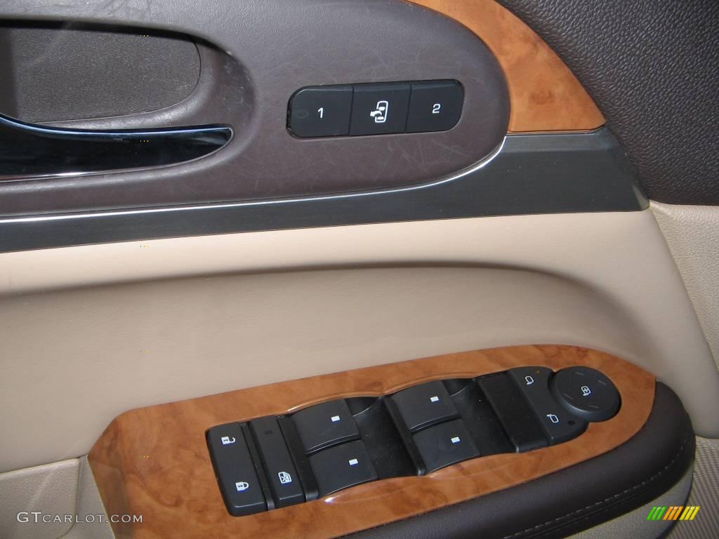 2009 Enclave CXL AWD - Gold Mist Metallic / Cocoa/Cashmere photo #13