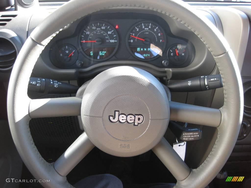 2009 Wrangler X 4x4 - Flame Red / Dark Khaki/Medium Khaki photo #17