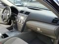 Black - Camry  Photo No. 16