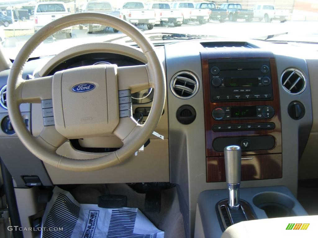 2006 F150 Lariat SuperCrew - Smokestone Metallic / Tan photo #38