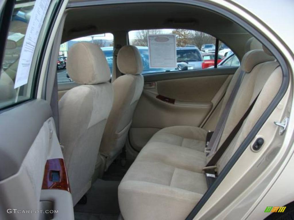 2006 Corolla LE - Desert Sand Mica / Beige photo #13