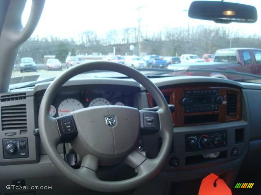 2006 Ram 1500 SLT Mega Cab 4x4 - Light Khaki Metallic / Khaki Beige photo #12