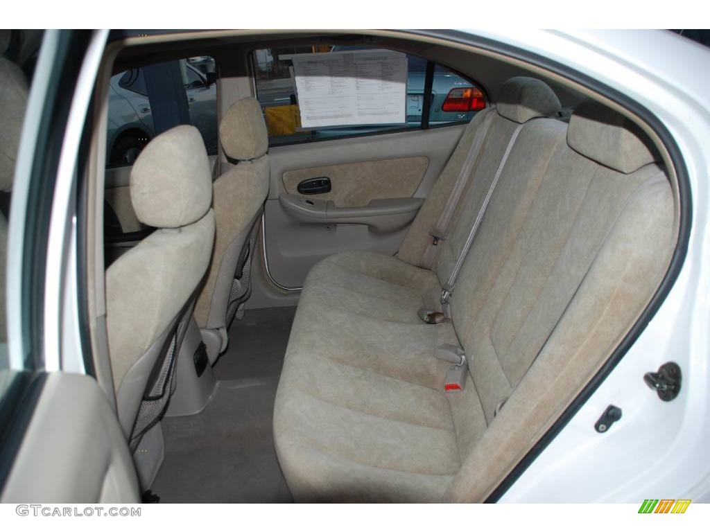 2002 Elantra GLS Sedan - Nordic White / Gray photo #18