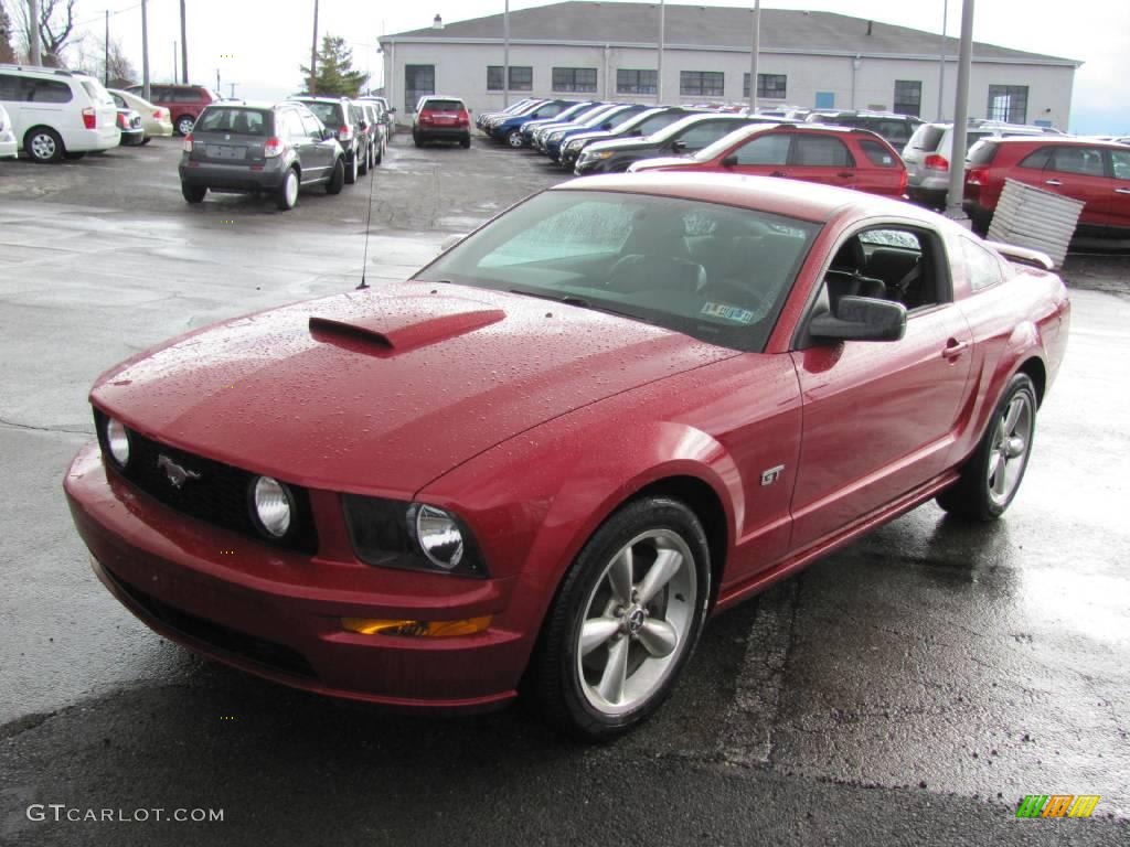 2008 Mustang GT Premium Coupe - Dark Candy Apple Red / Dark Charcoal photo #5