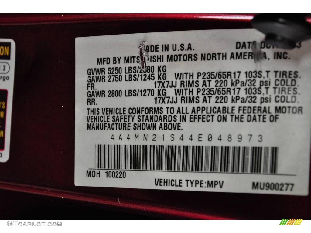2004 Endeavor LS AWD - Ultra Red Pearl / Charcoal Gray photo #10