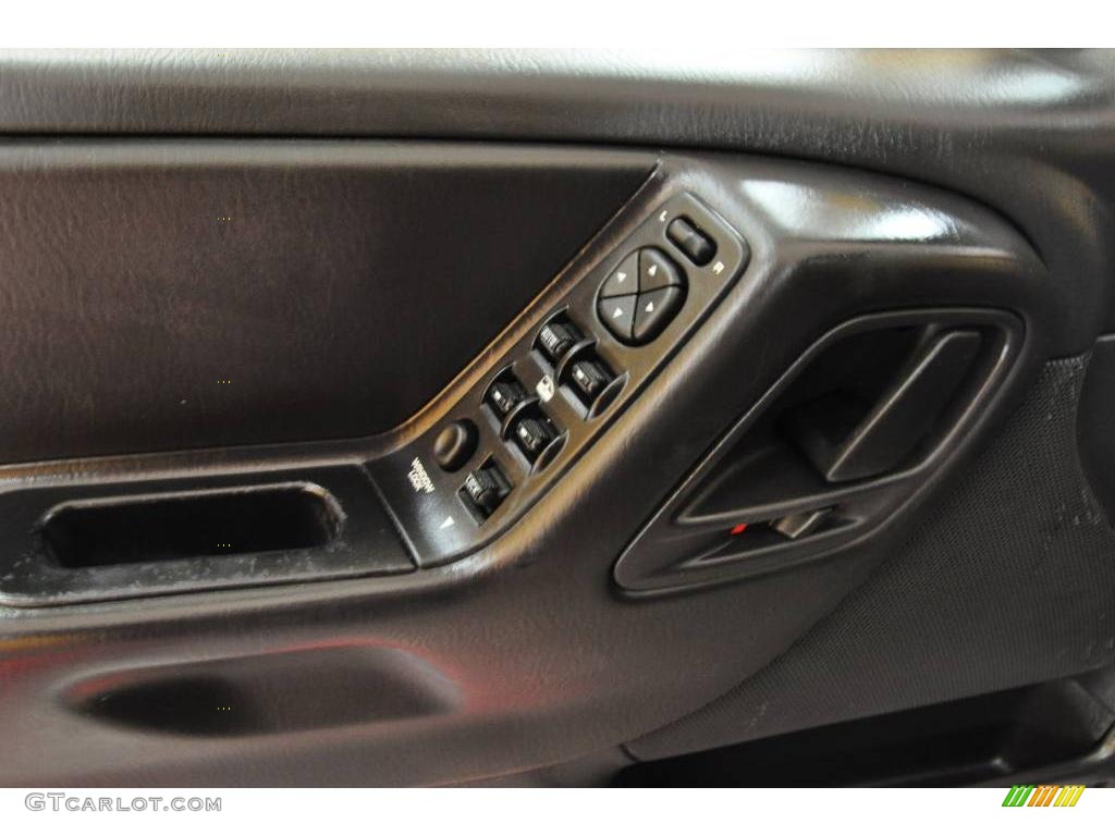 2003 Grand Cherokee Laredo 4x4 - Light Pewter Metallic / Dark Slate Gray photo #11