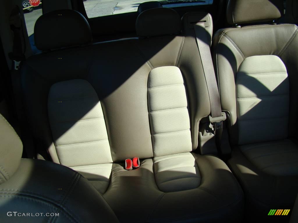 2003 Explorer Eddie Bauer - Medium Wedgewood Blue Metallic / Medium Parchment Beige photo #20
