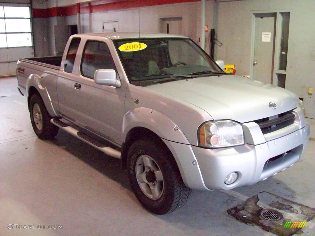 2001 Frontier SE V6 King Cab 4x4 - Silver Ice Metallic / Gray photo #1