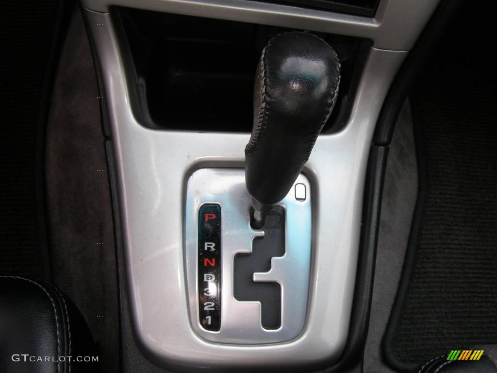 2003 Baja  - Black Granite Pearl / Gray photo #12