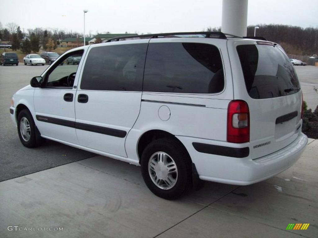 2001 Venture LS - Bright White / Medium Gray photo #2