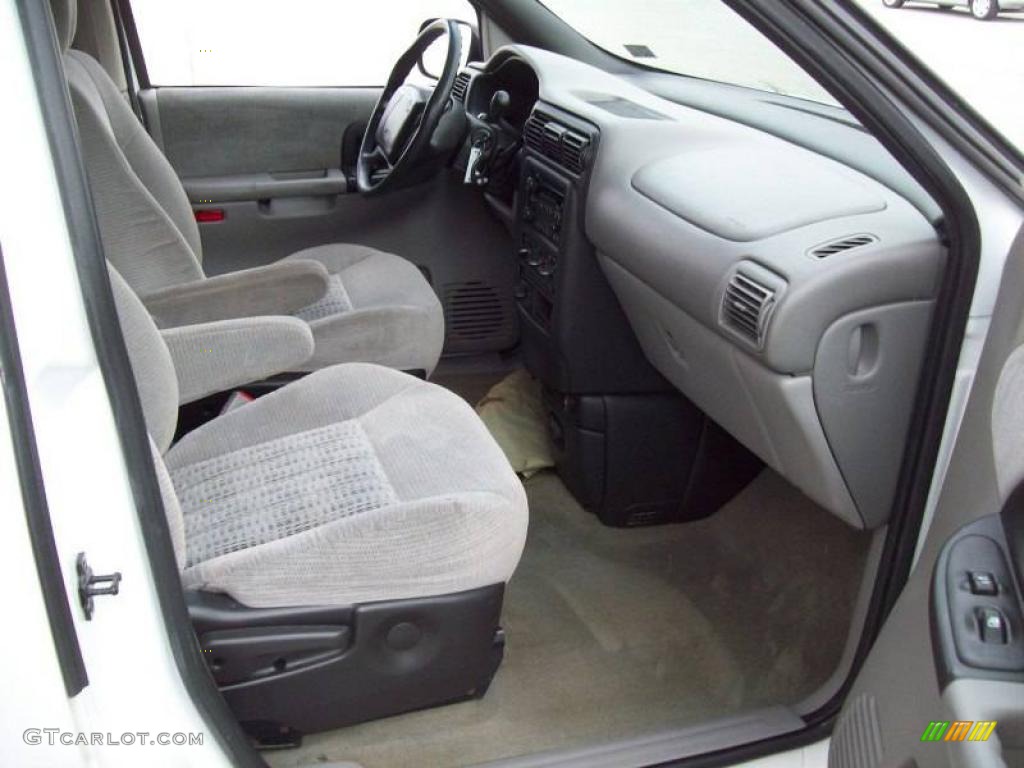 2001 Venture LS - Bright White / Medium Gray photo #5