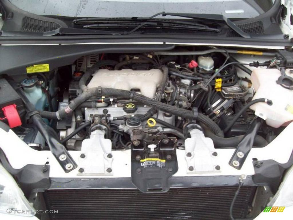2001 Venture LS - Bright White / Medium Gray photo #15