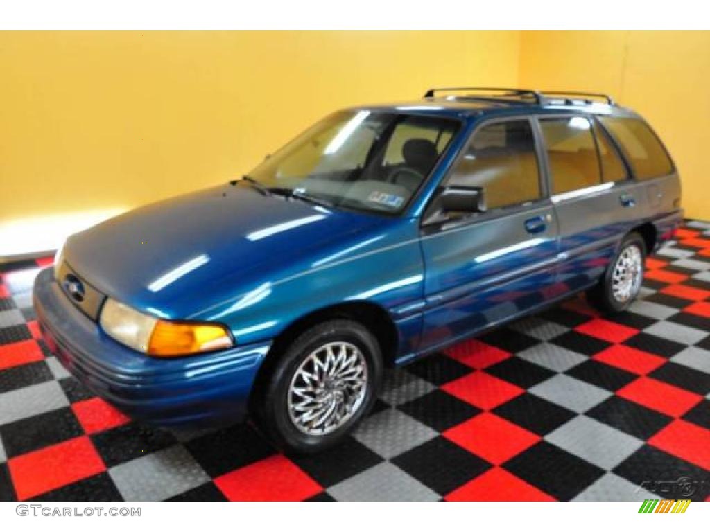 1995 Escort LX Wagon - Cayman Teal Metallic / Beige photo #3