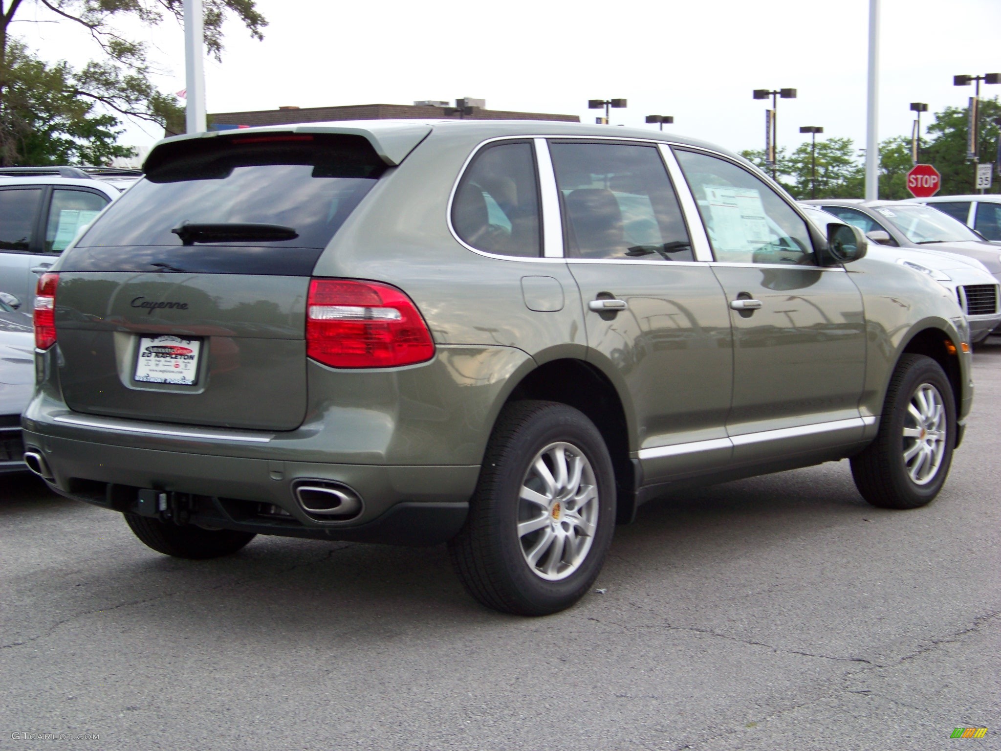 2008 Cayenne Tiptronic - Olive Green Metallic / Havanna/Sand Beige photo #6