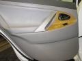 Super White - Camry XLE V6 Photo No. 16